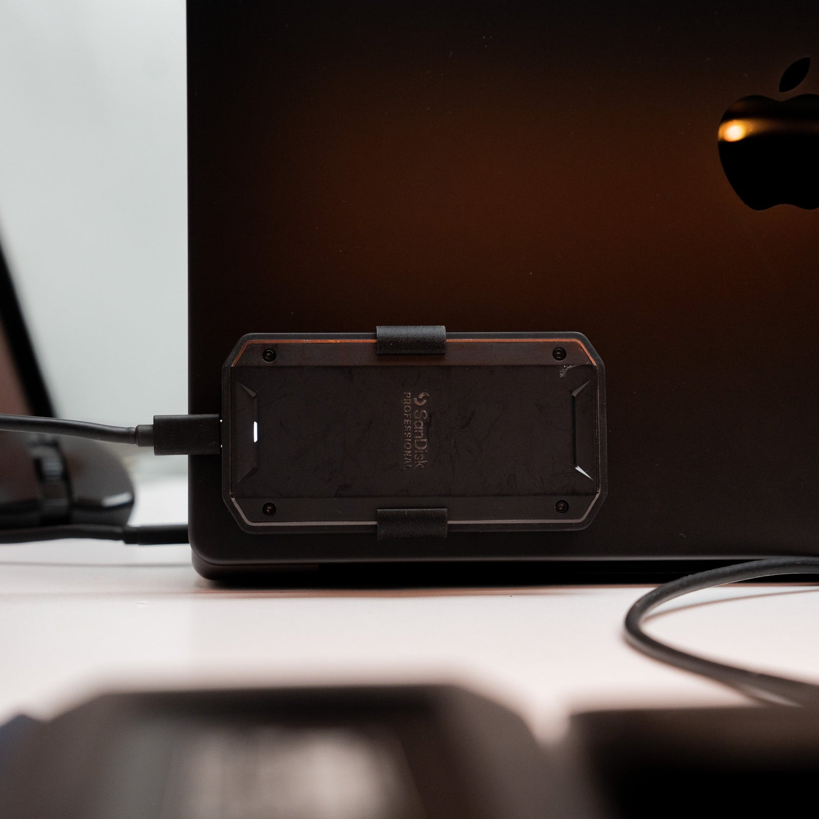 MagDock Expand Grip for Sandisk PRO-G40 SSD