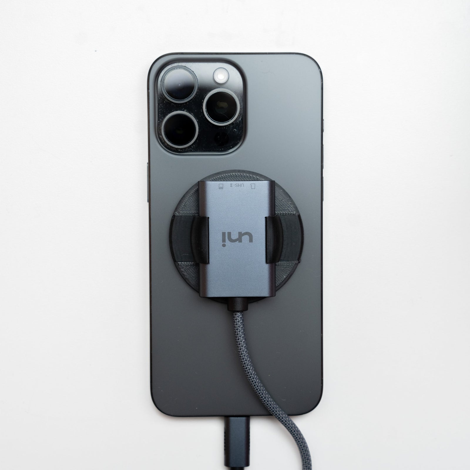 MagDock Expand Grip for uni SD 4.0 UHS-II Card Reader