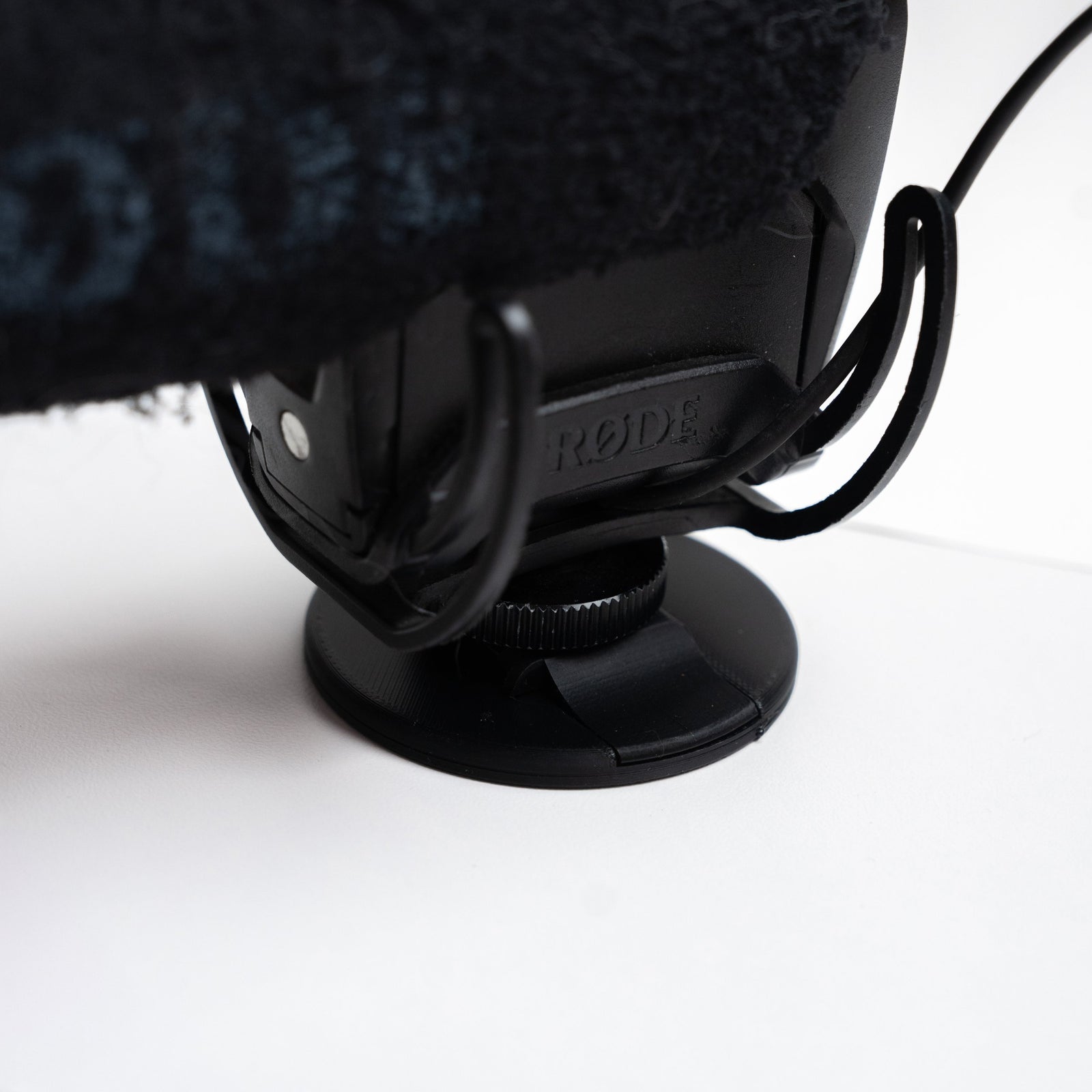 MagDock Expand Grip for Cold Shoe Accessories