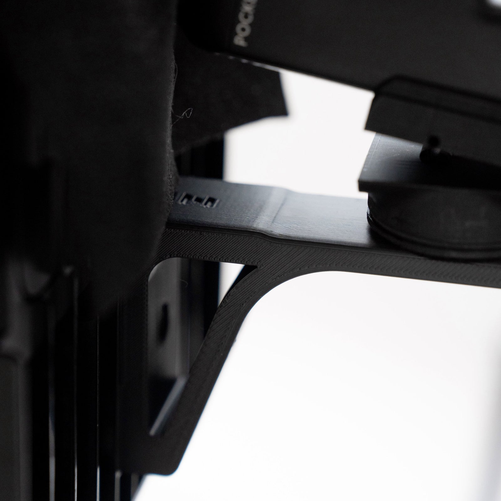 Magnetic DJI Osmo Pocket 3 Mount for Elgato Prompter