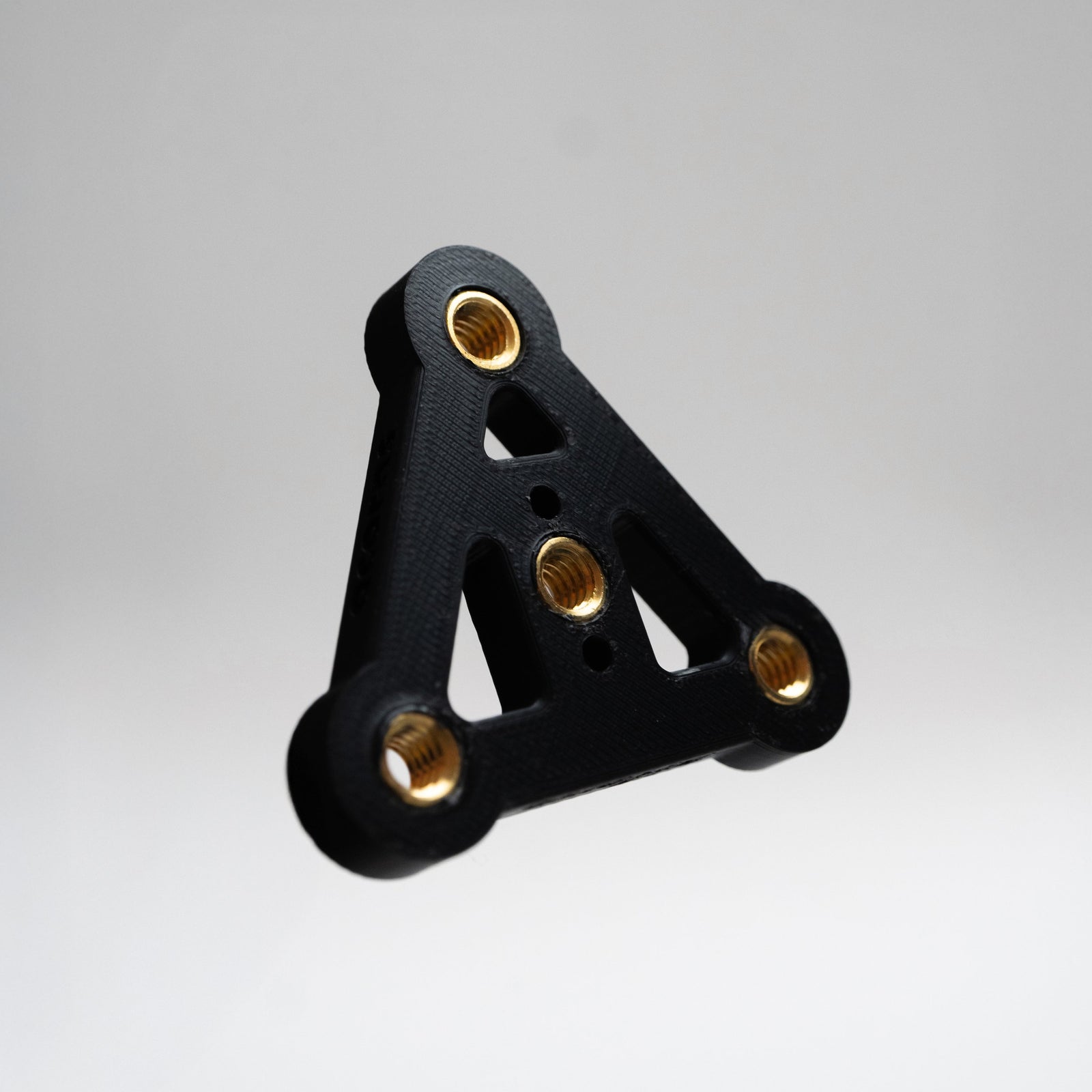 Acorns Tri-Force Hub for Male 1/4-20 Magnets