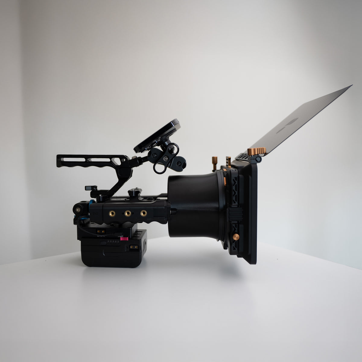 Grip Rig 2 Matte Box + 82mm Filter Adapter (95mm)