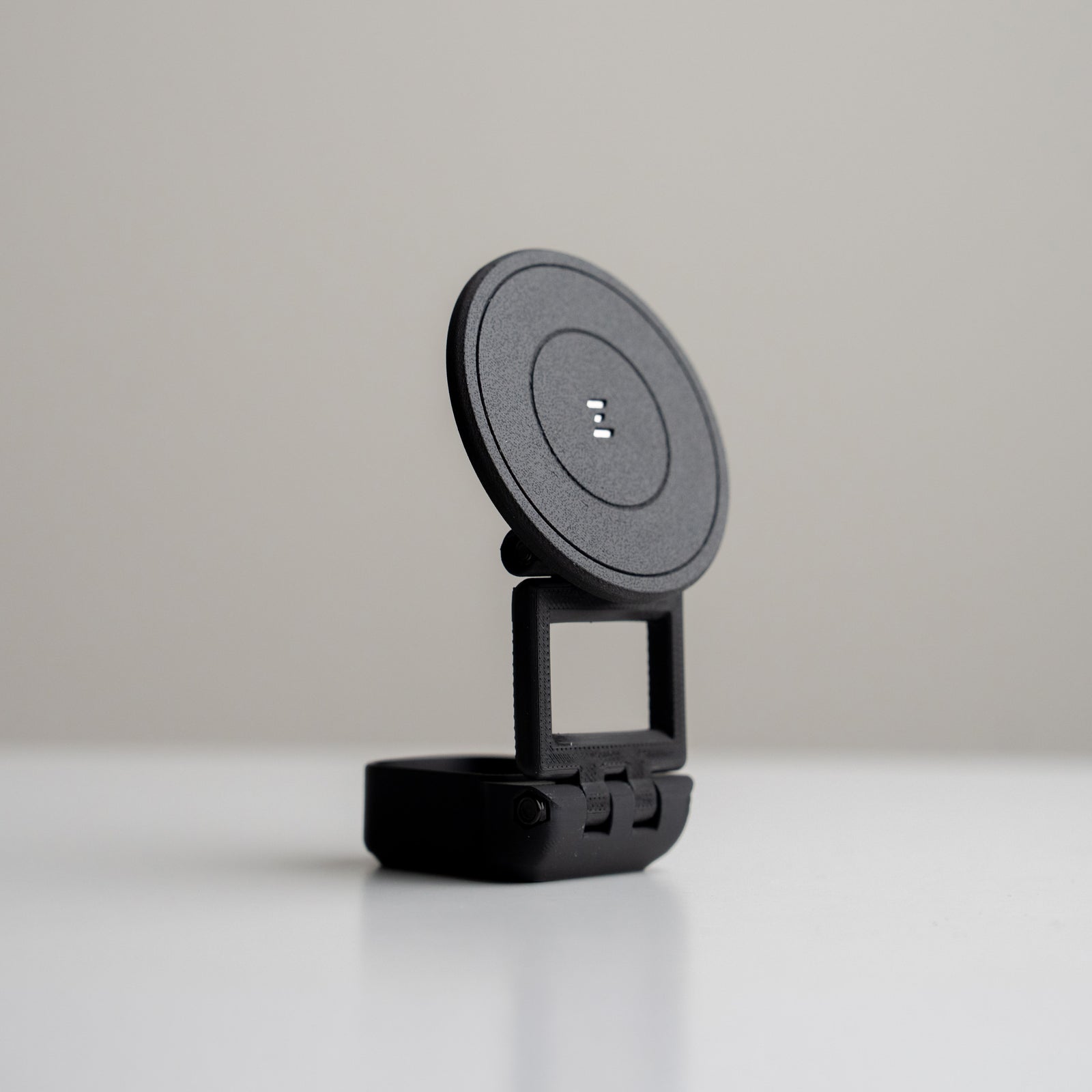 MagDock Slim Phone Mount for Insta360 Luna/Luna Ultra