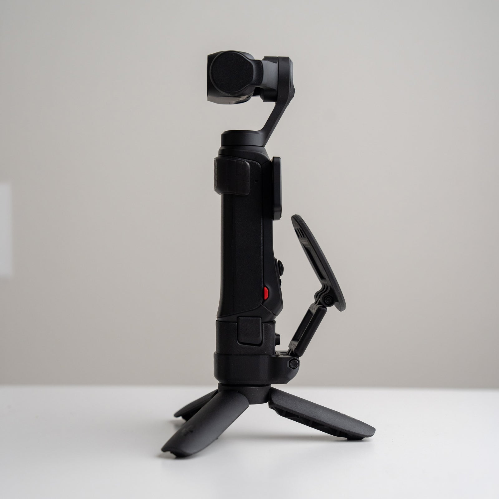 MagDock Slim Phone Mount for Insta360 Luna/Luna Ultra