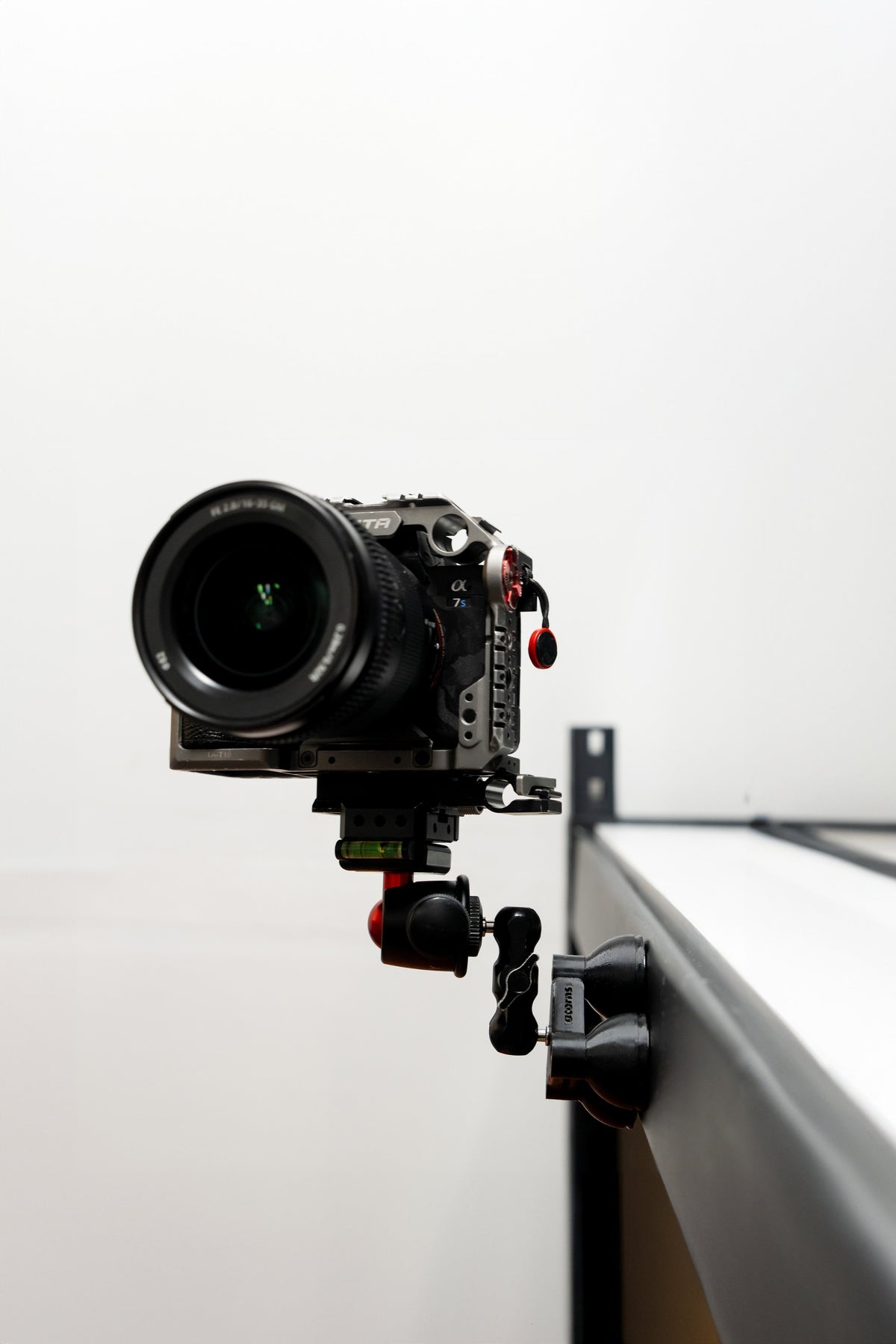 Acorns Tri-Force Hub for Female 1/4-20 Magnets