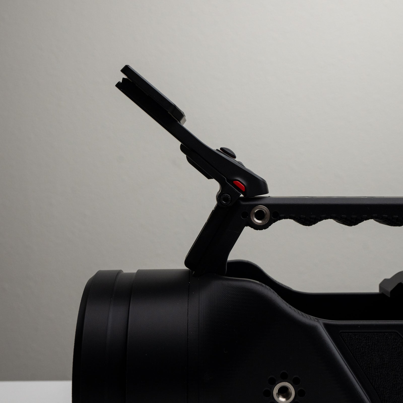 Tilting 1/4-20 Mount (Male) for Insta360 Luna Ultra Screen