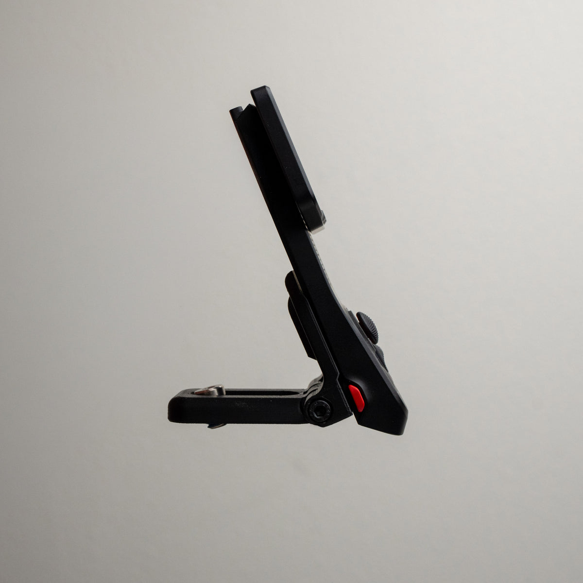 Tilting 1/4-20 Mount (Male) for Insta360 Luna Ultra Screen