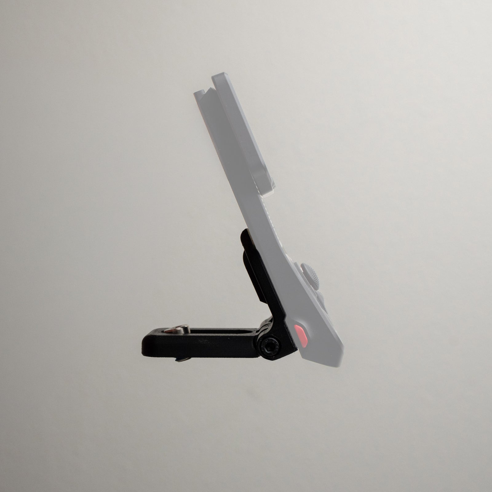 Tilting 1/4-20 Mount (Male) for Insta360 Luna Ultra Screen