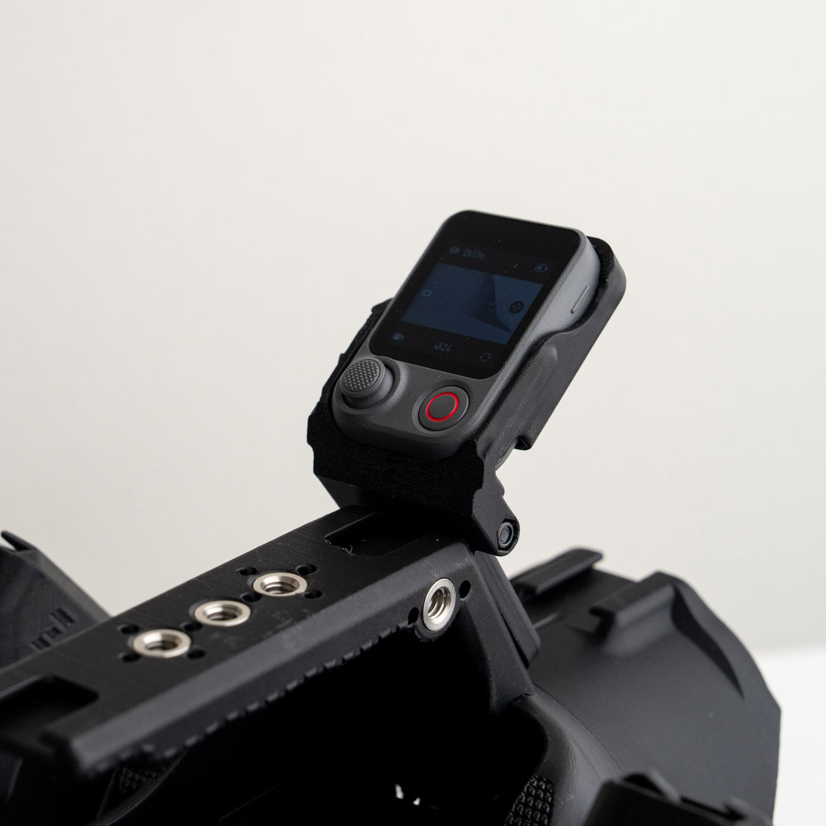 Tilting 1/4-20 Mount (Male) for DJI OSMO Pocket 4P FrameTap Screen