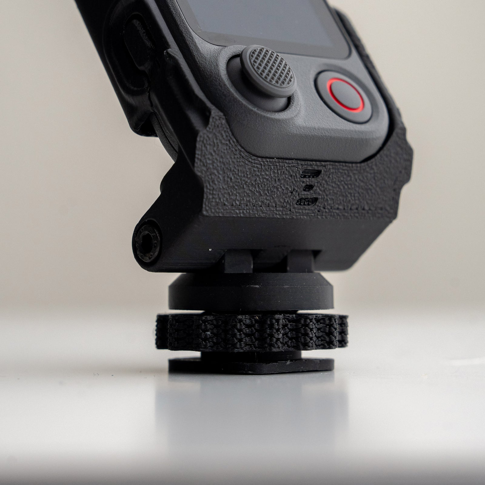 Tilting Cold Shoe Mount for DJI OSMO Pocket 4P FrameTap Screen