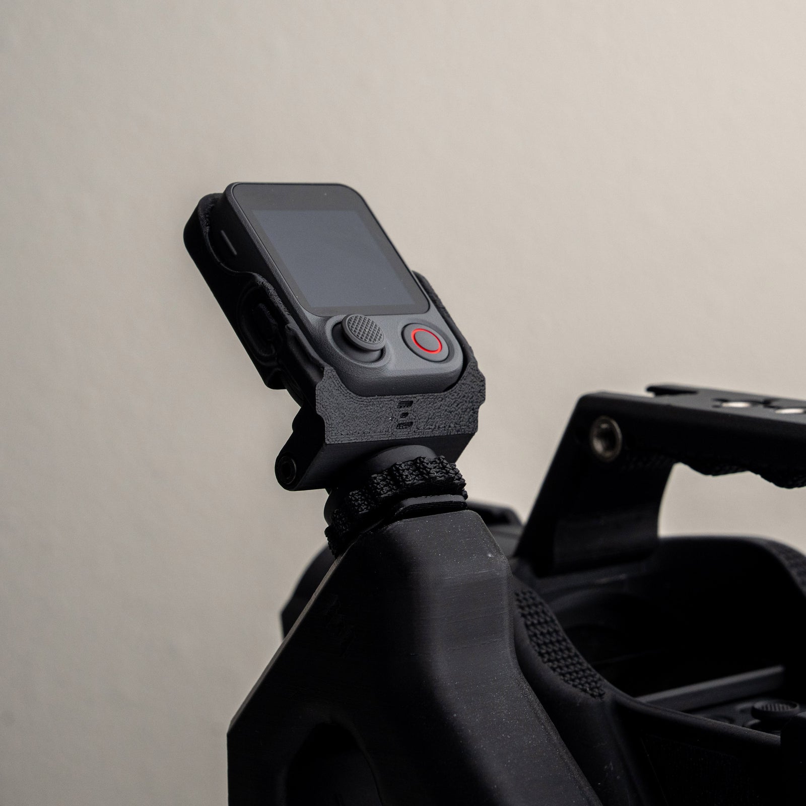 Tilting Cold Shoe Mount for DJI OSMO Pocket 4P FrameTap Screen