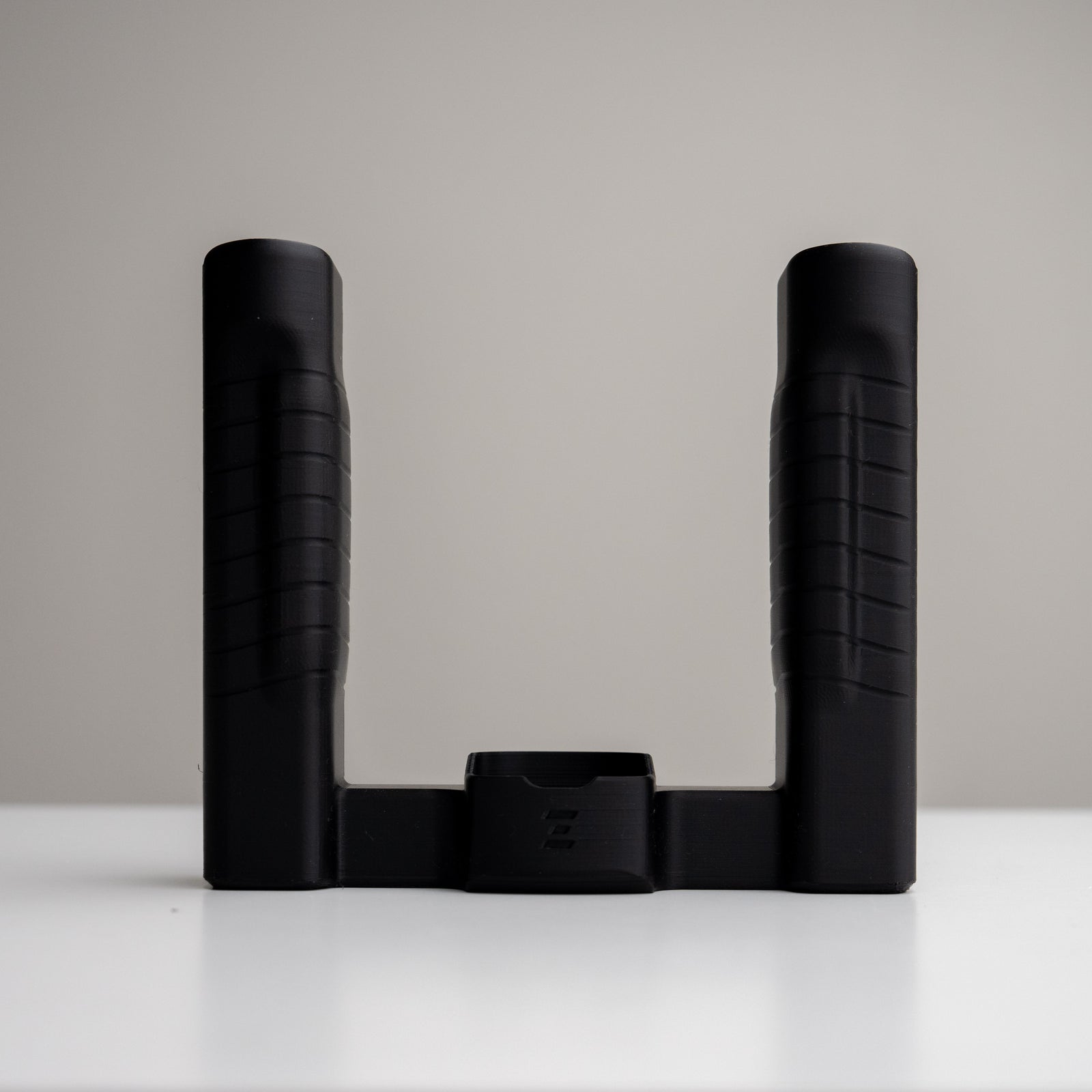 Grip Rig 2 XL for Insta360 Luna Ultra & Luna Pro | Mount Your Phone, Mics, Lights