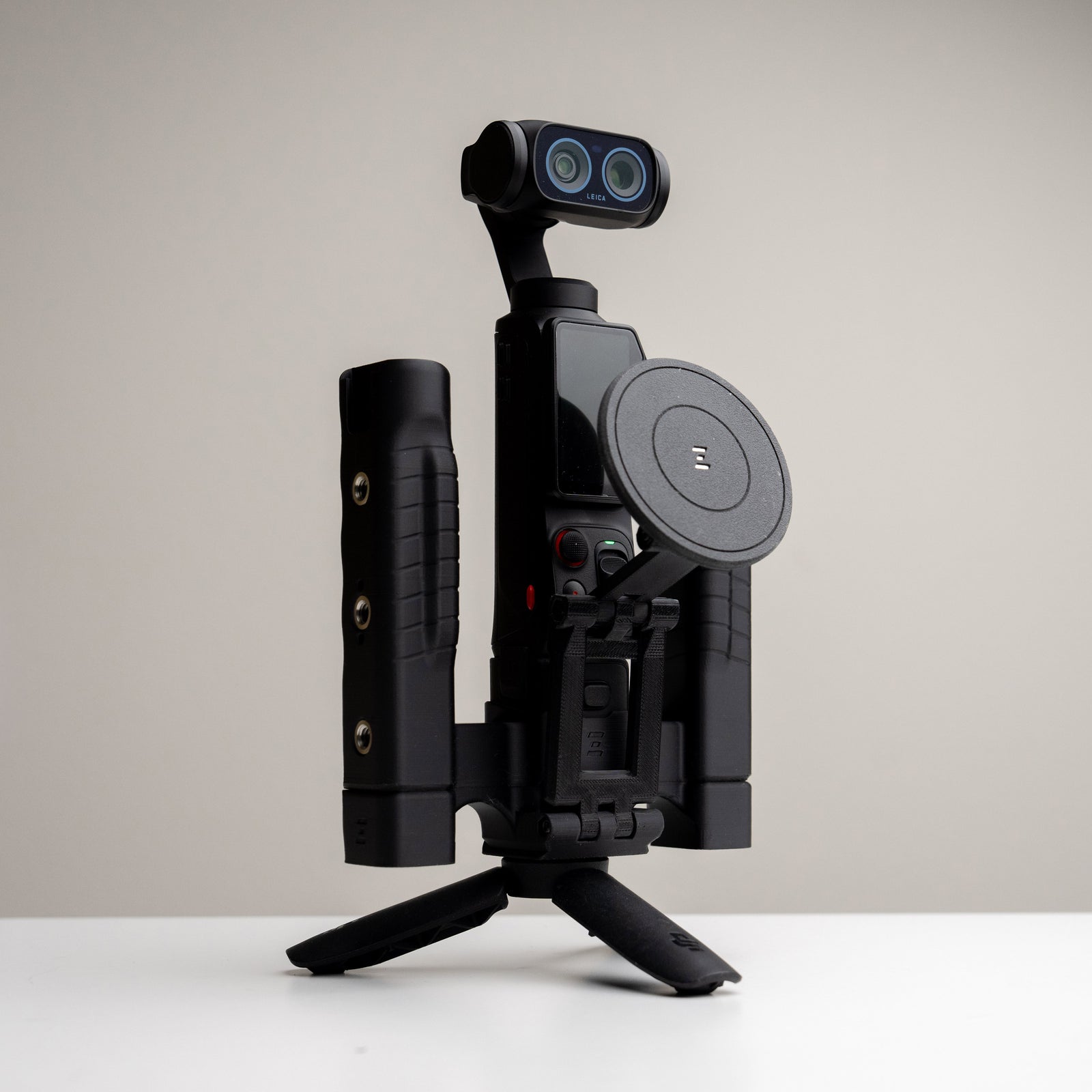 Grip Rig 2 XL for Insta360 Luna Ultra & Luna Pro | Mount Your Phone, Mics, Lights