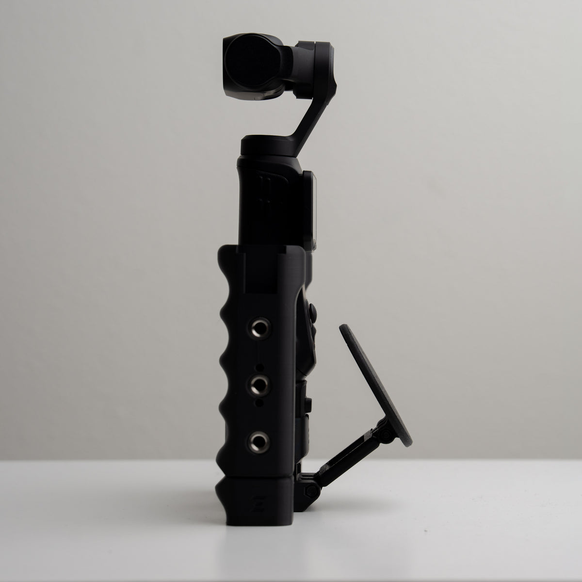 Grip Rig 2 for Insta360 Luna Ultra & Luna Pro