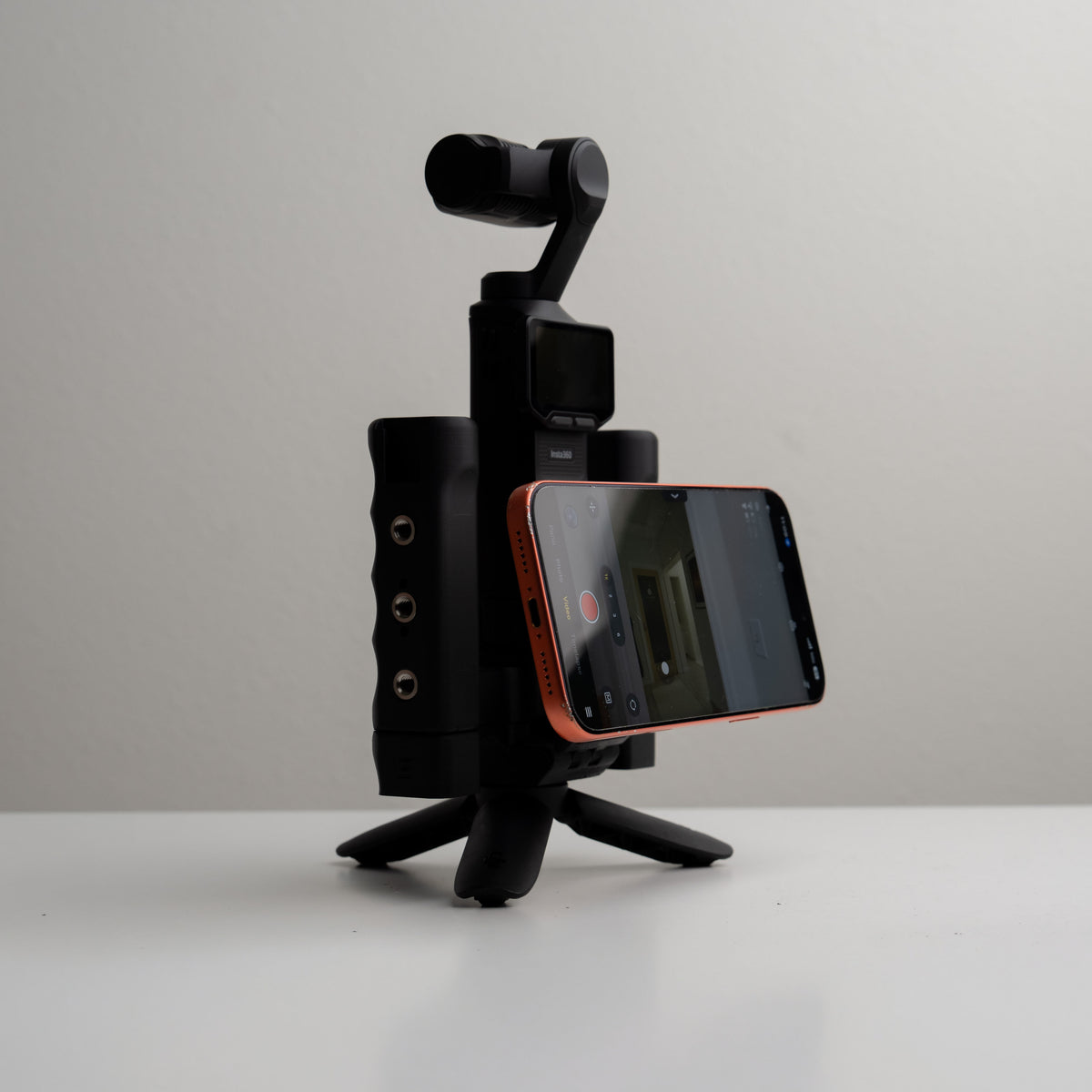 Grip Rig 2 for Insta360 Luna Ultra & Luna Pro