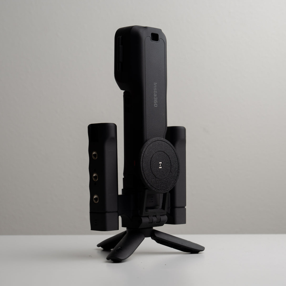 Grip Rig 2 for Insta360 Luna Ultra & Luna Pro