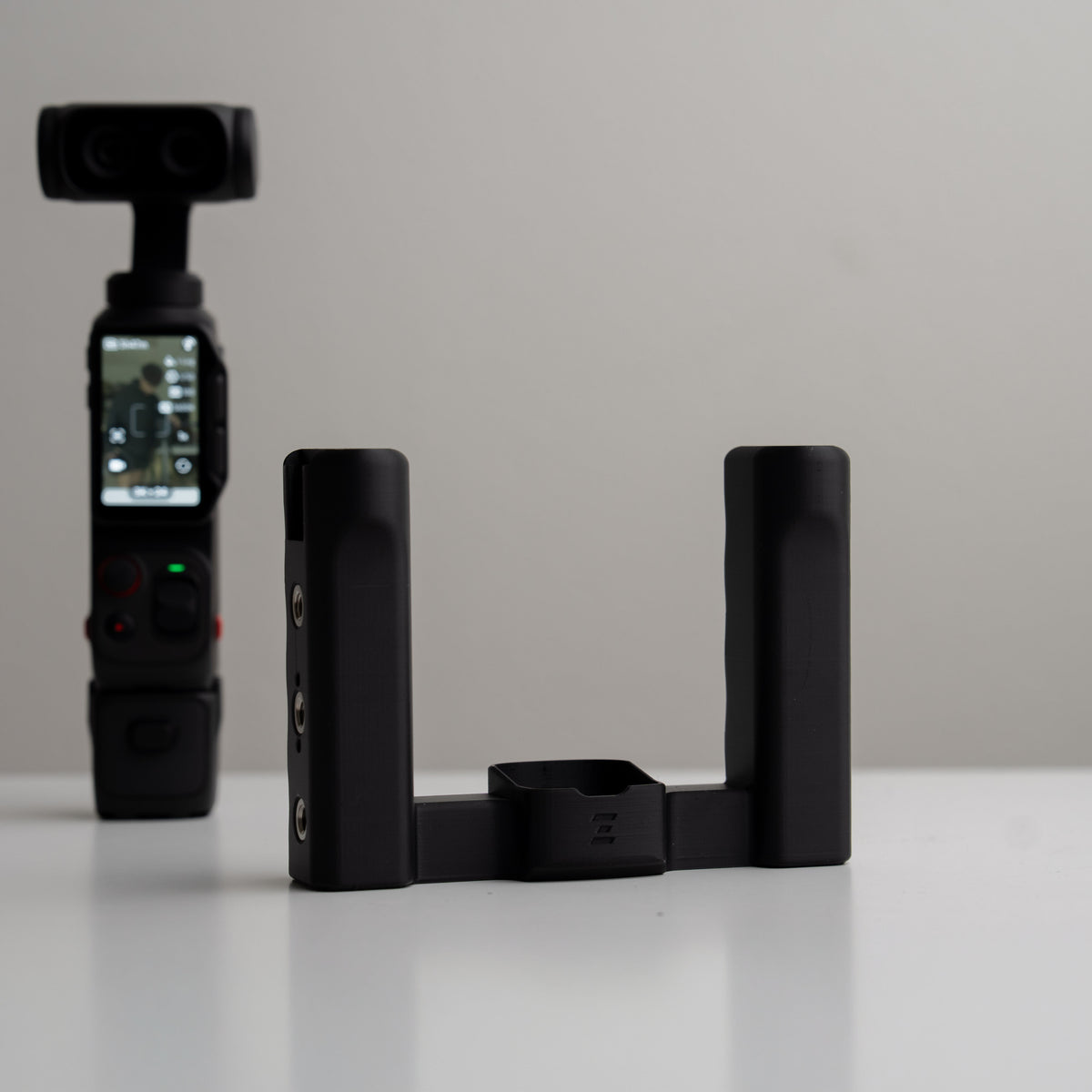 Grip Rig 2 for Insta360 Luna Ultra & Luna Pro