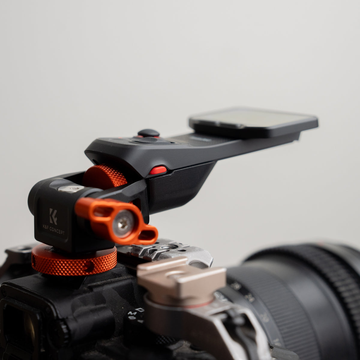 Universal Mount for Insta360 Luna Ultra Screen (1/4-20)
