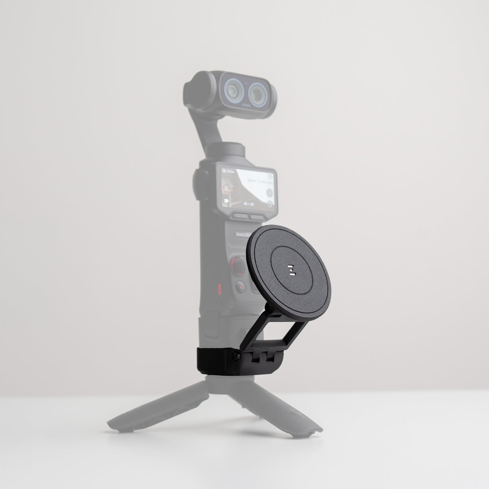 MagDock Slim Phone Mount for Insta360 Luna/Luna Ultra
